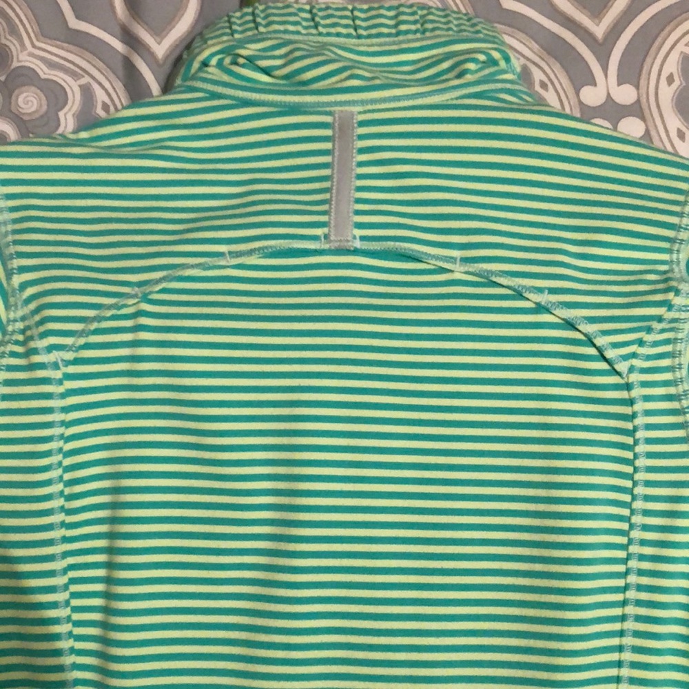 Lululemon Pullover - Picture 5 of 6
